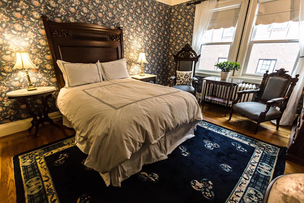 The Bertram Inn บรูคไลน์ ภายนอก รูปภาพ