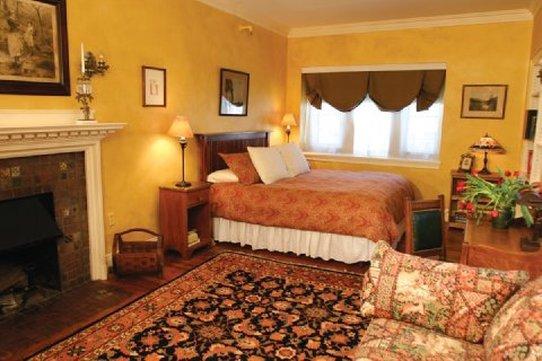 The Bertram Inn บรูคไลน์ ภายนอก รูปภาพ
